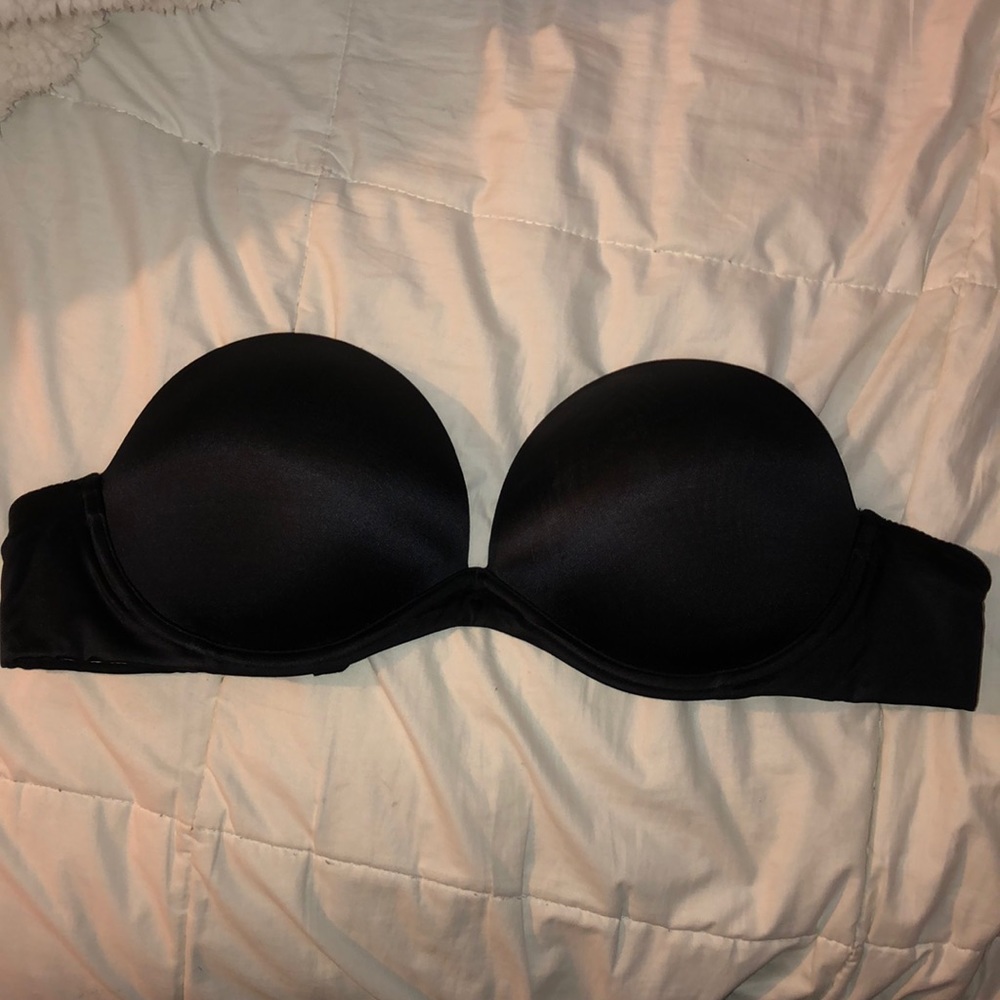 Victoria’s Secret Very Sexy Strapless Bra